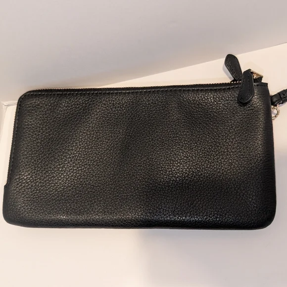 Coach Black Leather Wristlet with Double Gold Zipper - GUC - Picture 5 of 13